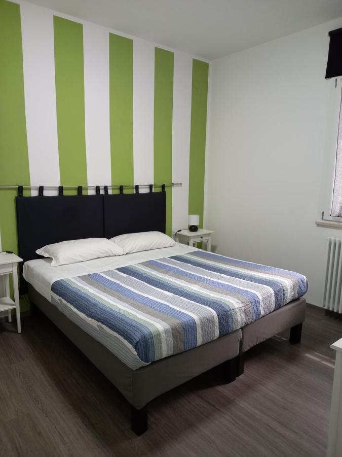 B&B Km 198 - Letto E Colazione Sorbara Luaran gambar