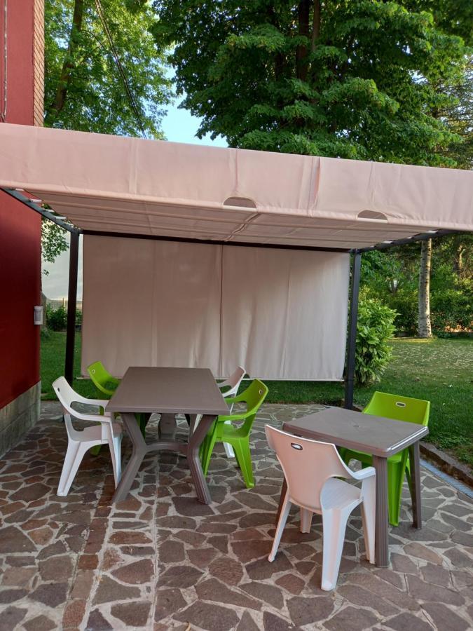 B&B Km 198 - Letto E Colazione Sorbara Luaran gambar