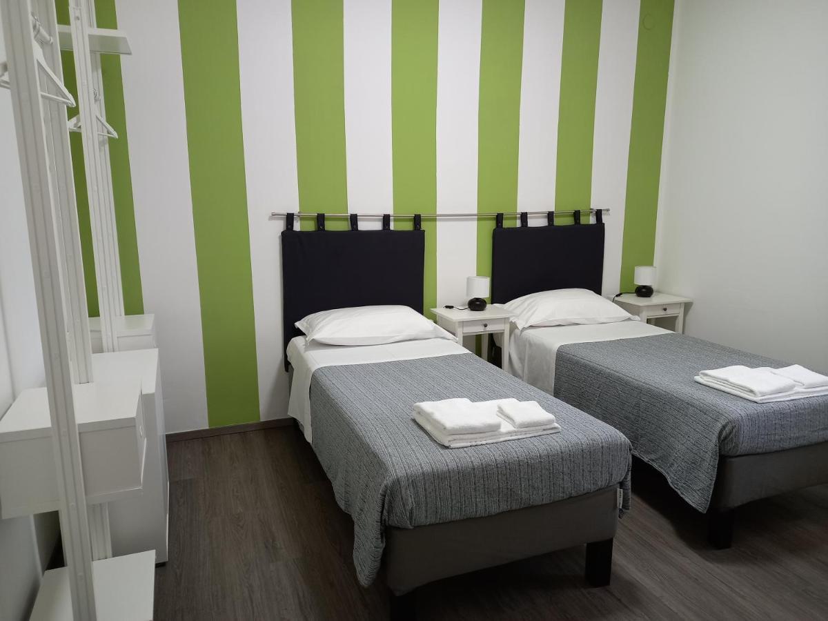B&B Km 198 - Letto E Colazione Sorbara Luaran gambar