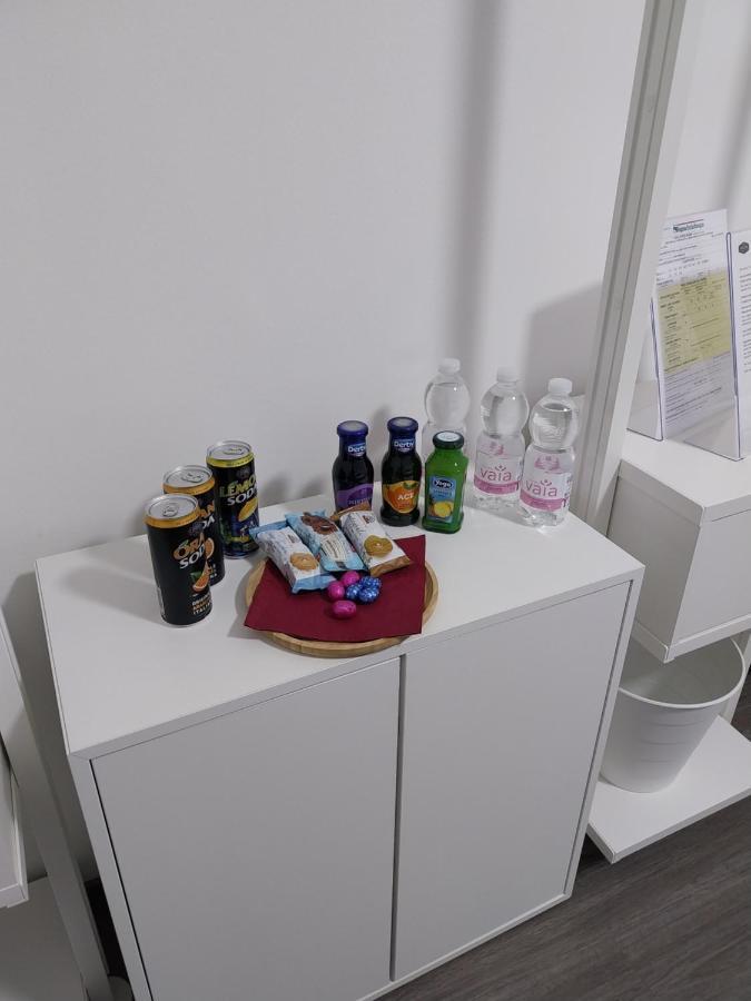 B&B Km 198 - Letto E Colazione Sorbara Luaran gambar