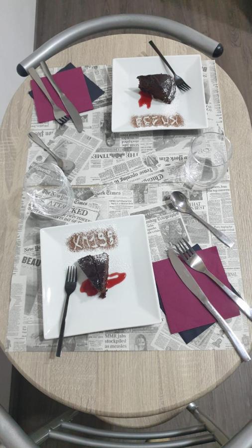 B&B Km 198 - Letto E Colazione Sorbara Luaran gambar