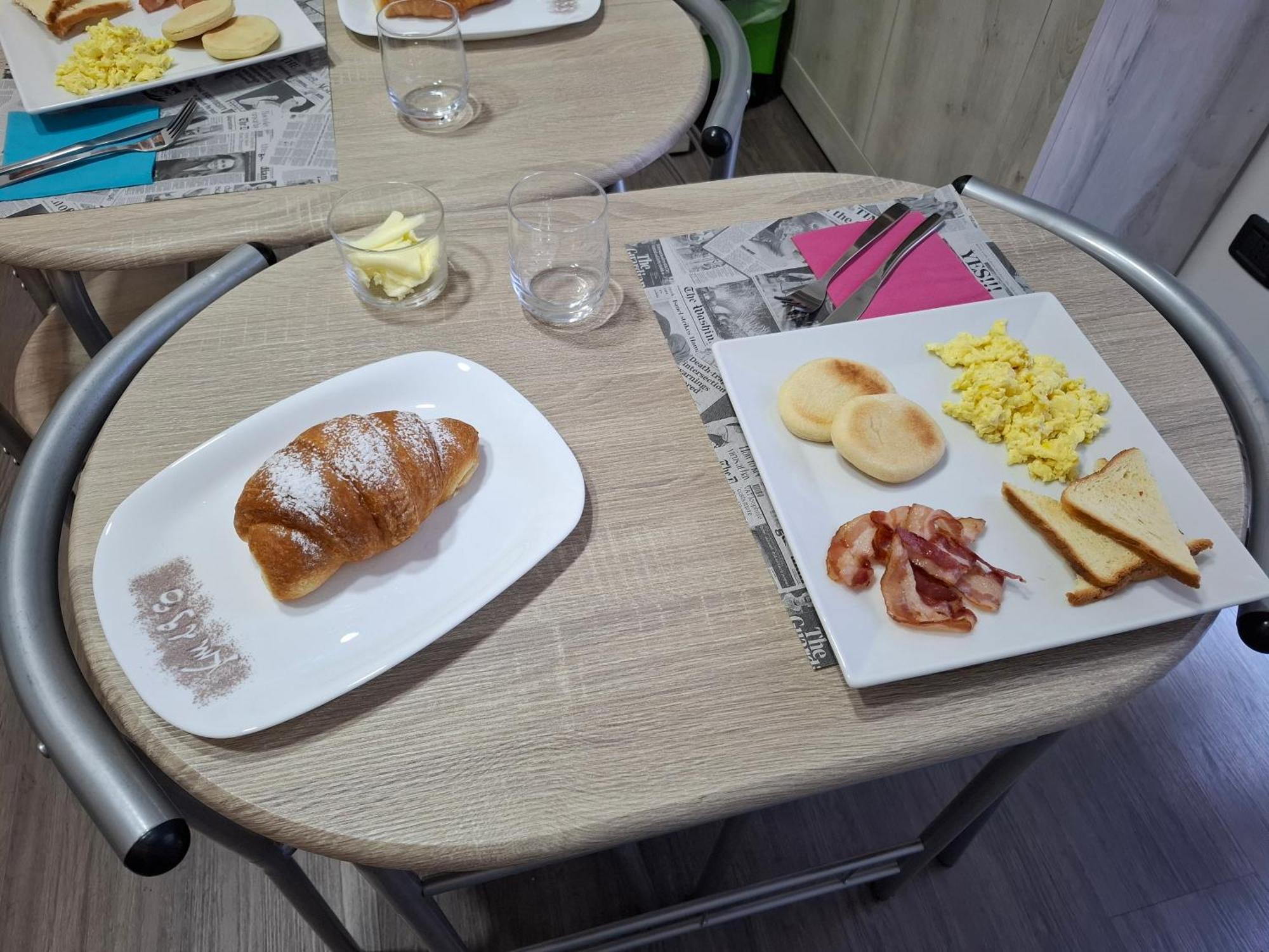 B&B Km 198 - Letto E Colazione Sorbara Luaran gambar